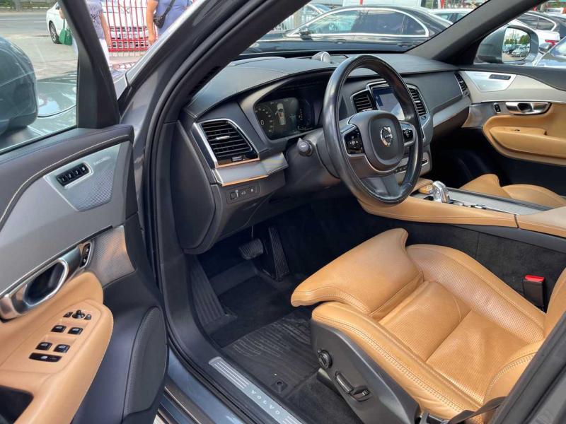 XC90