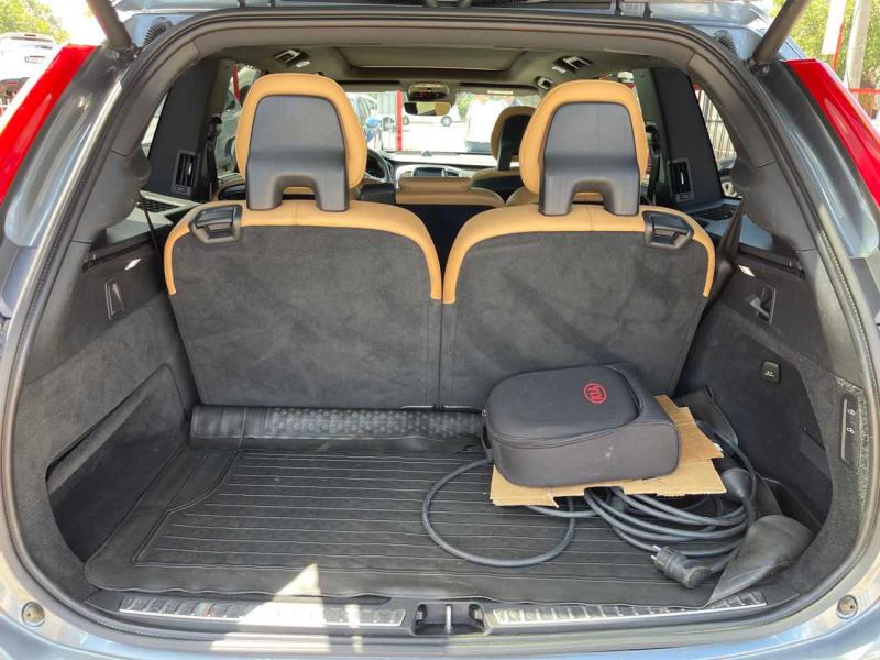 XC90